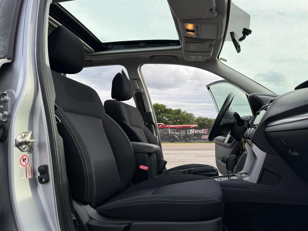 Subaru Forester 2.5i Premium PZEV CVT 2017