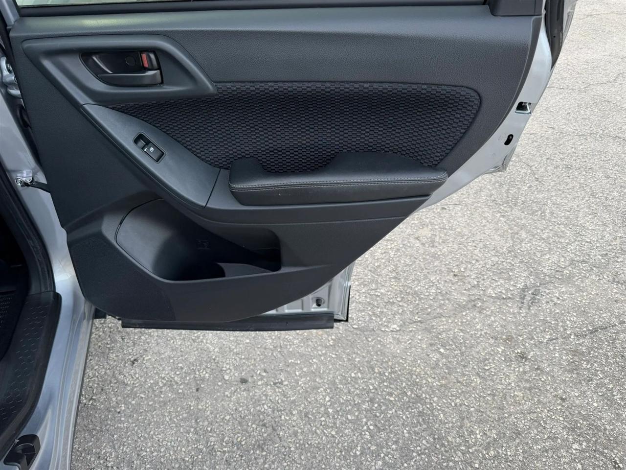 Subaru Forester 2.5i Premium PZEV CVT 2017