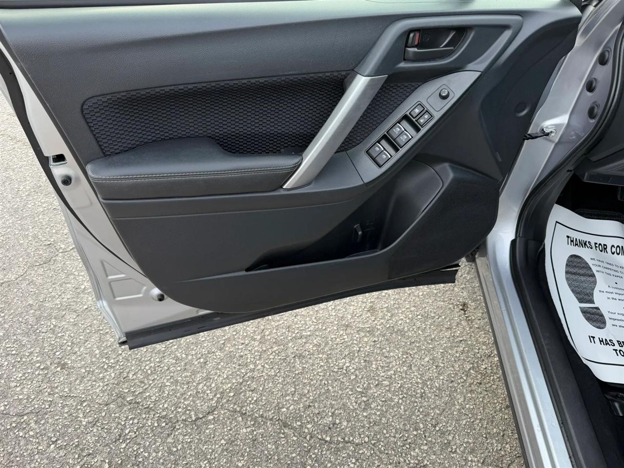 Subaru Forester 2.5i Premium PZEV CVT 2017