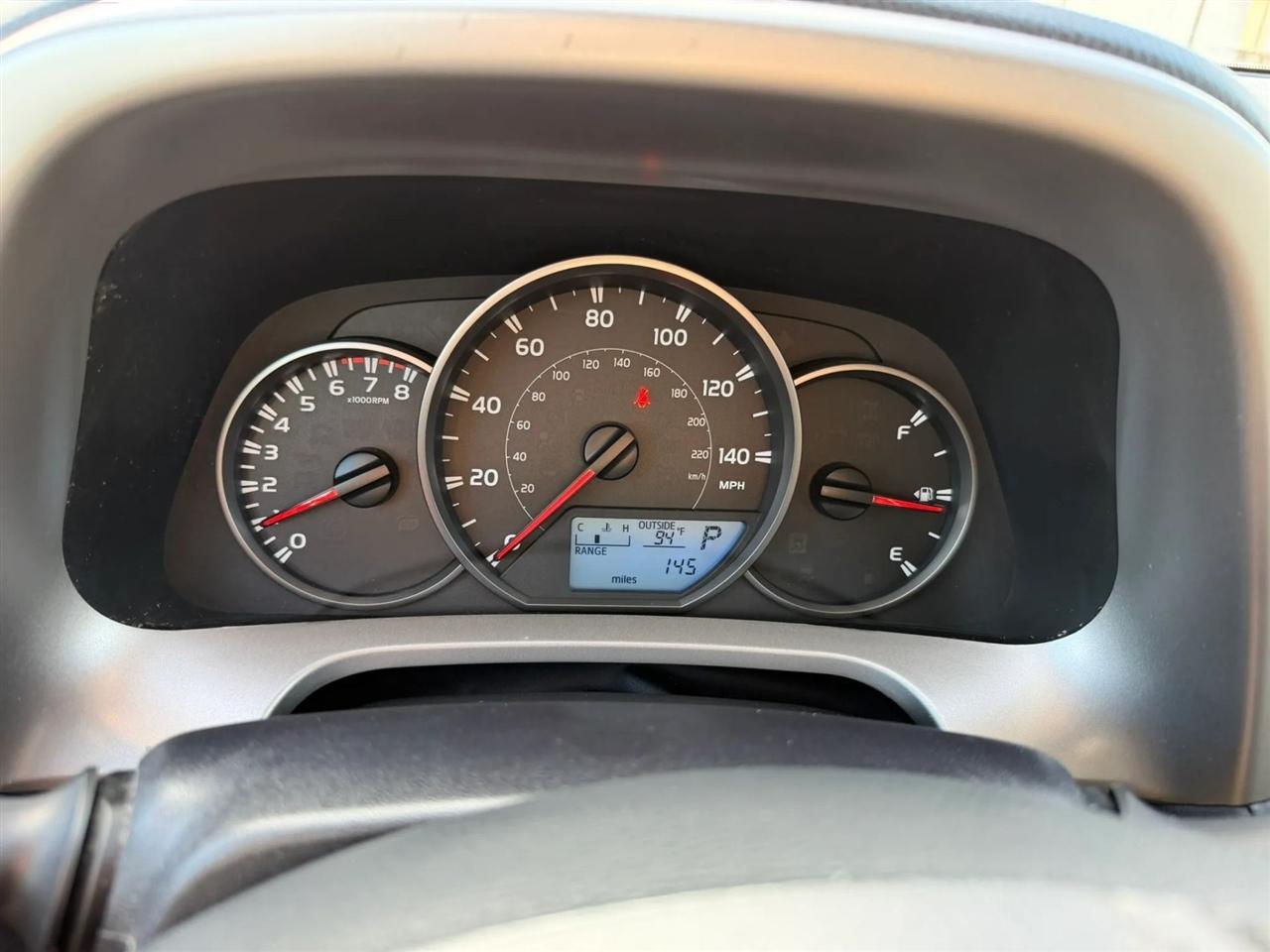 Toyota RAV4 LE FWD 2016