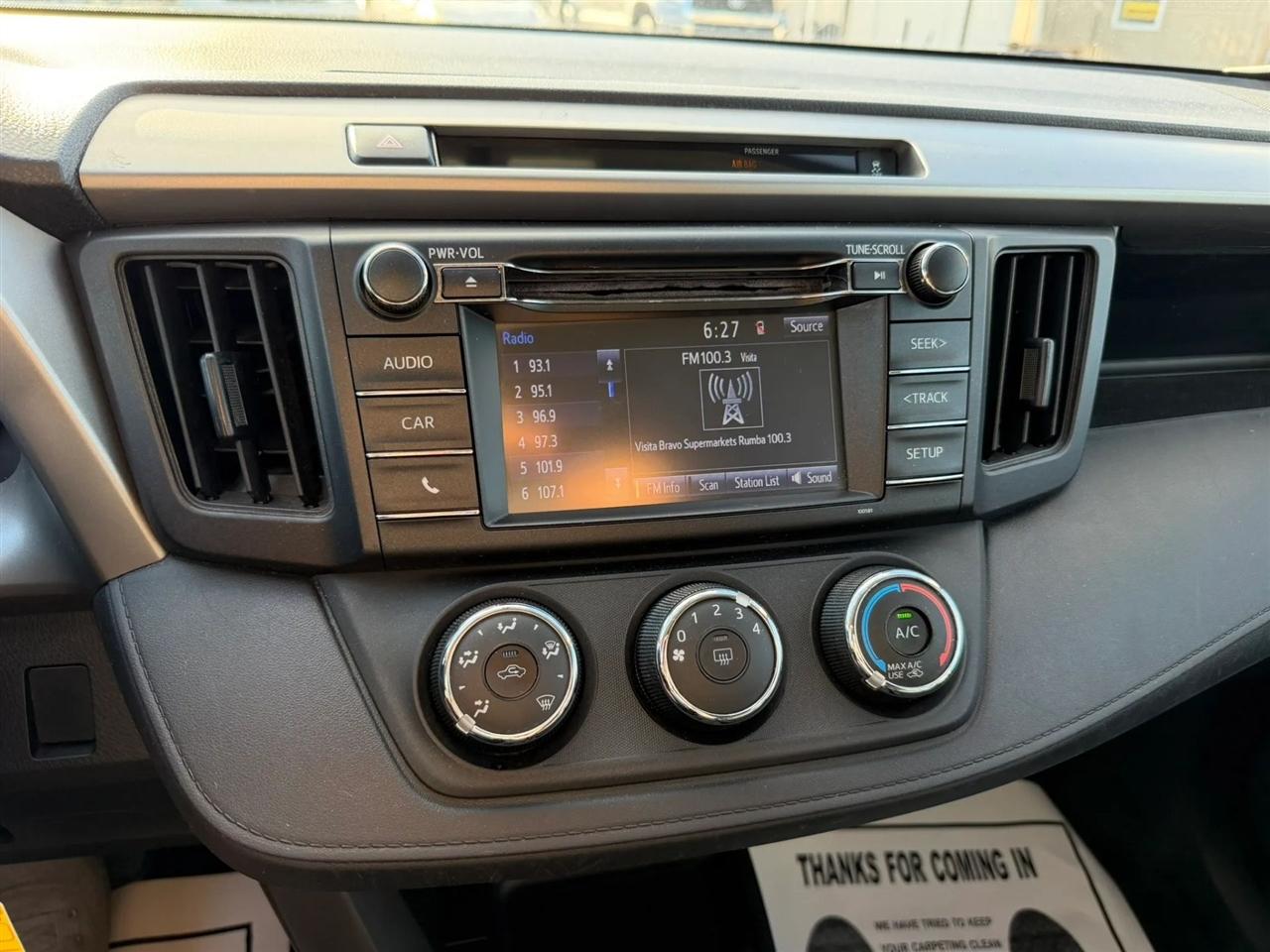Toyota RAV4 LE FWD 2016