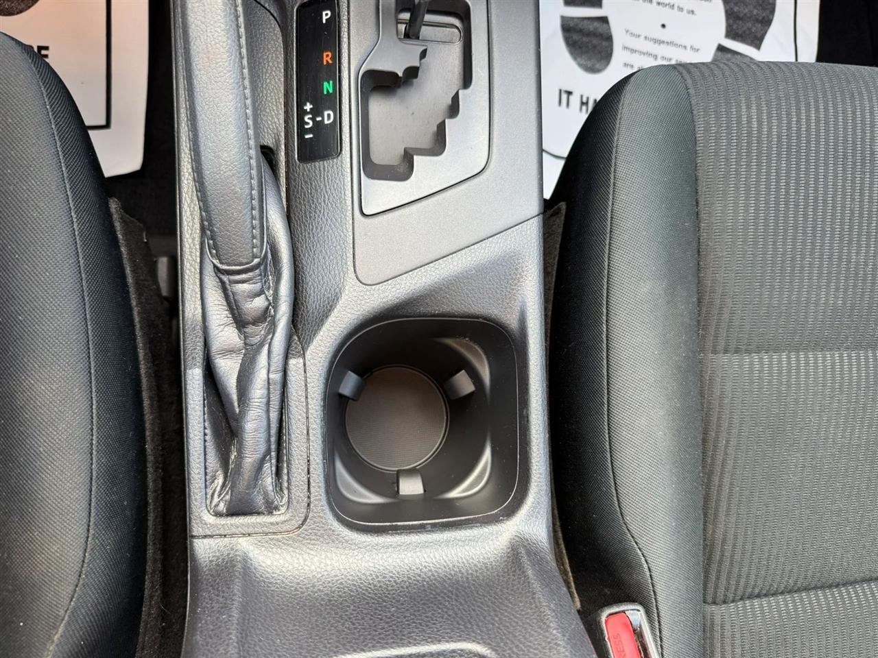 Toyota RAV4 LE FWD 2016