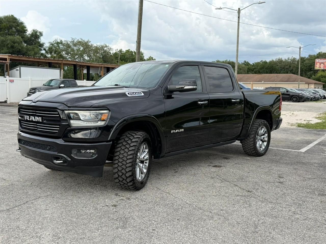 RAM 1500 Laramie Crew Cab SWB 4WD 2021