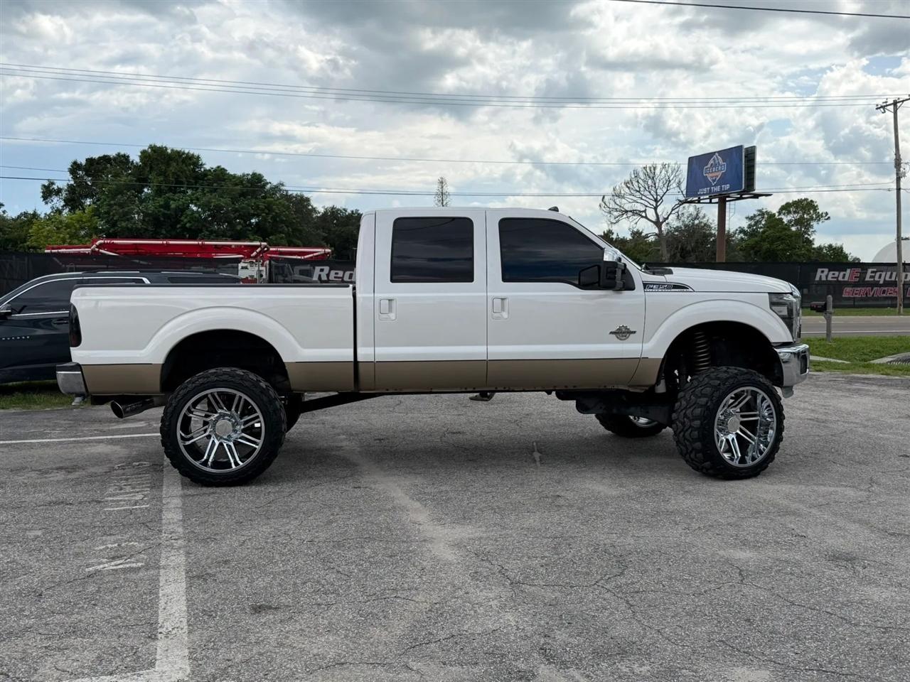Ford F-350 SD Lariat Crew Cab 4WD 2014