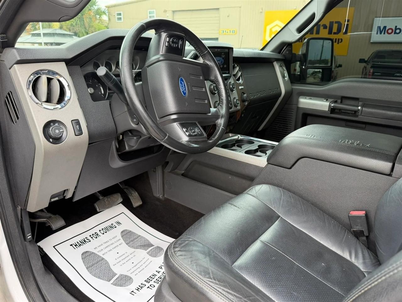 Ford F-350 SD Lariat Crew Cab 4WD 2014