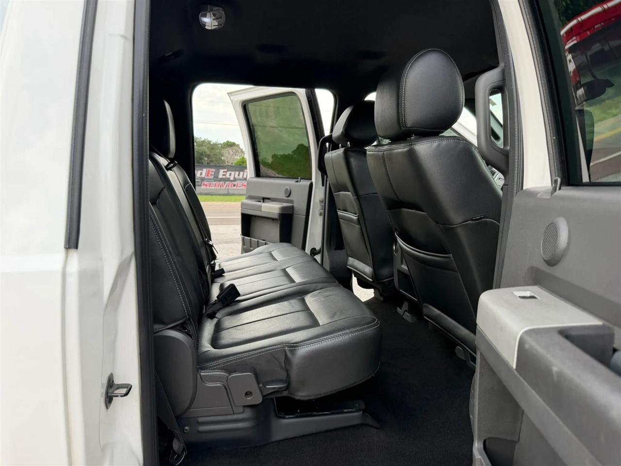 Ford F-350 SD Lariat Crew Cab 4WD 2014