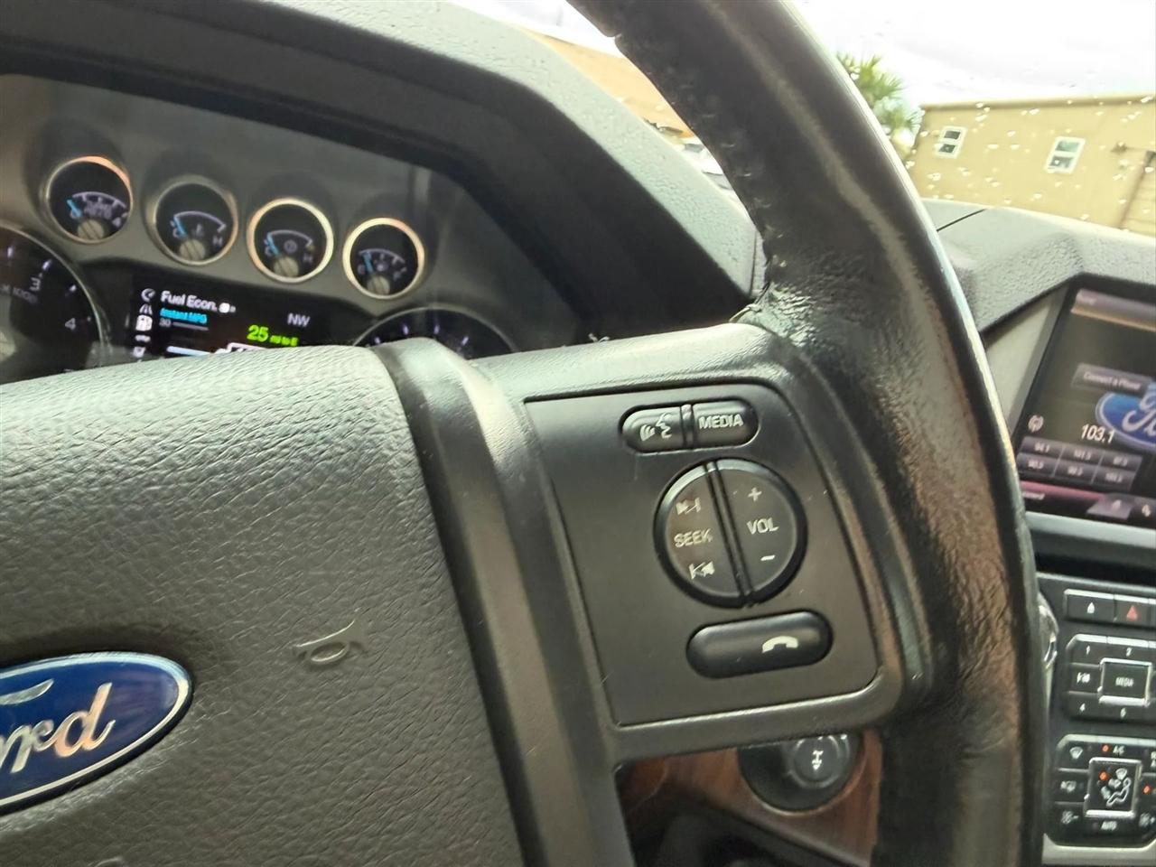 Ford F-350 SD Lariat Crew Cab 4WD 2014