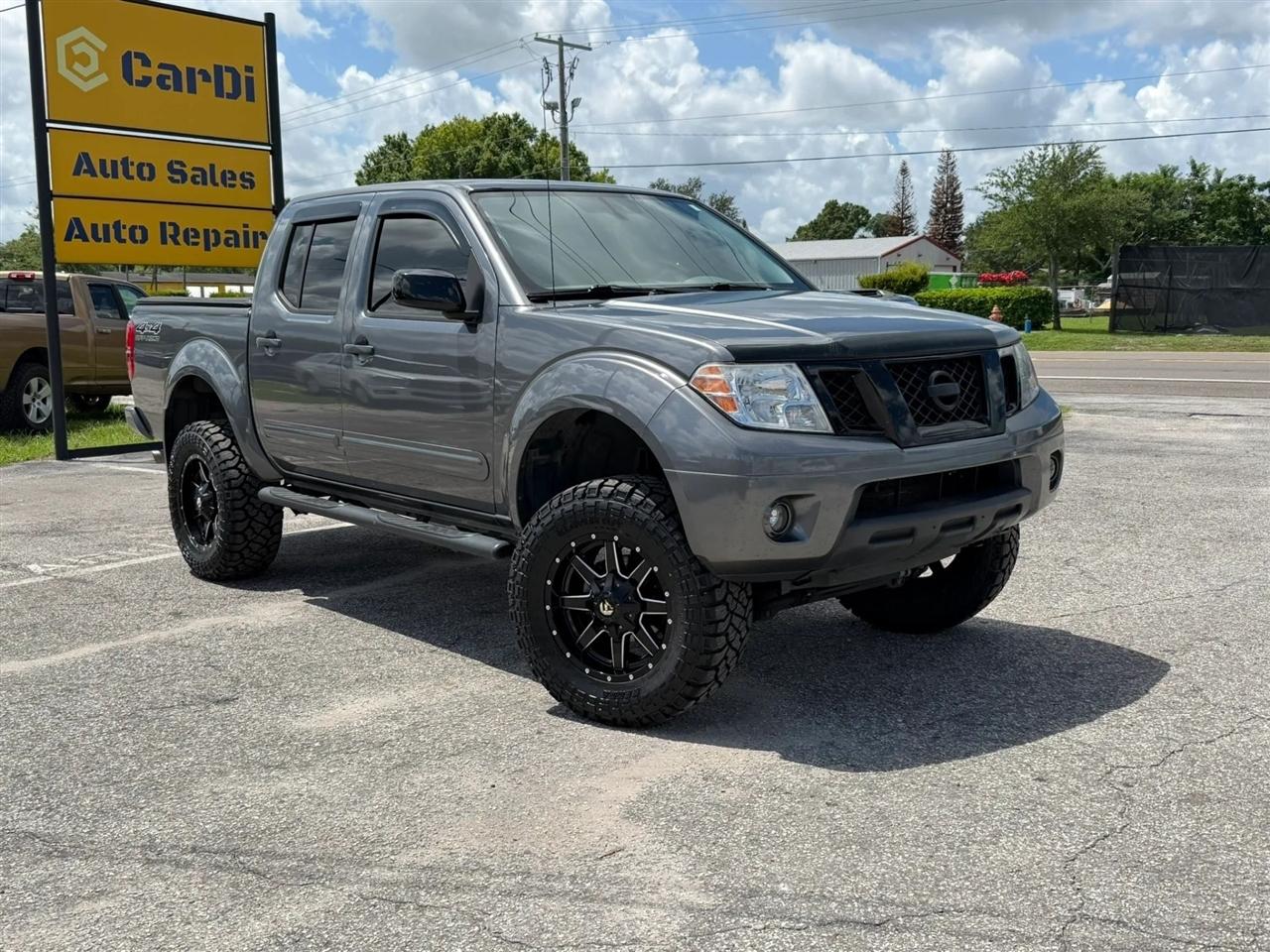 2020 Nissan Frontier SV Crew Cab 4WD