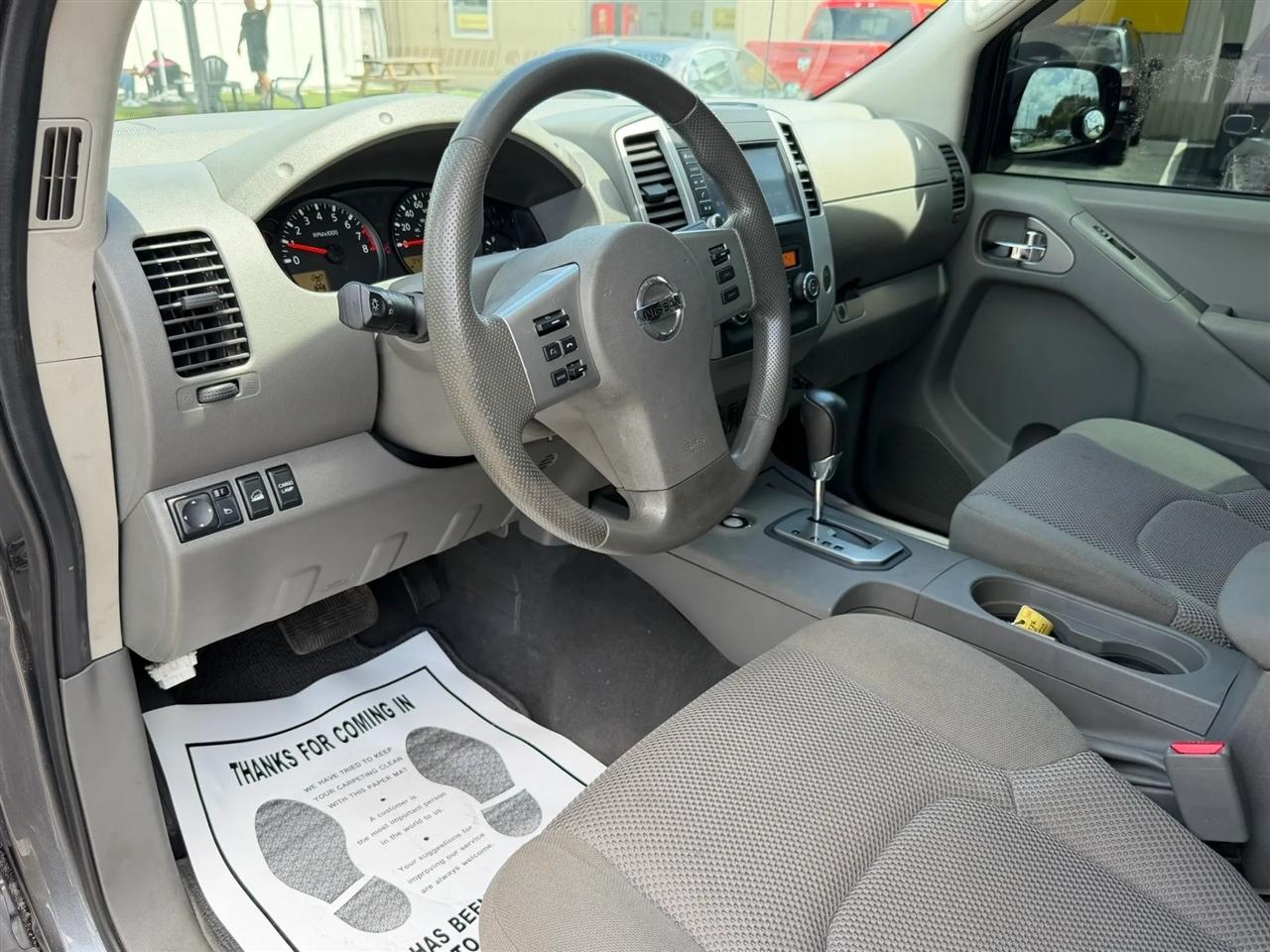 Nissan Frontier SV Crew Cab 4WD 2020