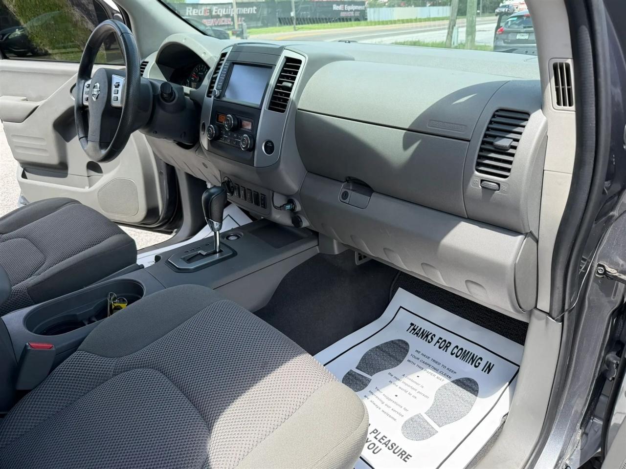 Nissan Frontier SV Crew Cab 4WD 2020