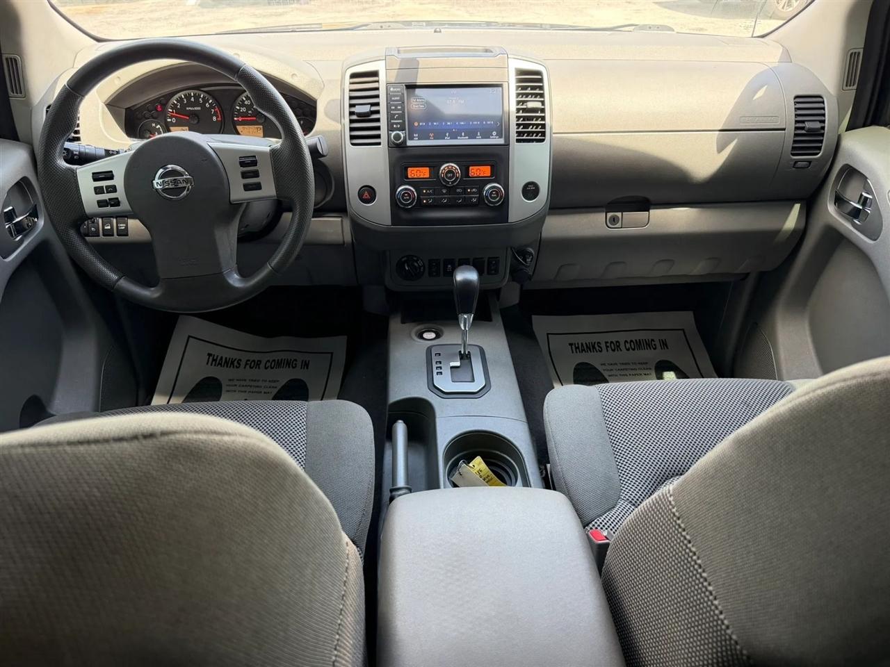 Nissan Frontier SV Crew Cab 4WD 2020
