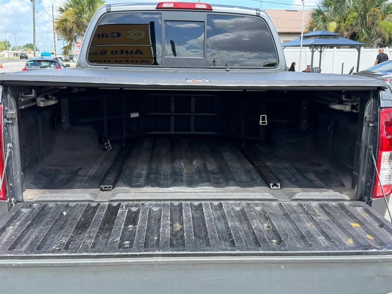 Nissan Frontier SV Crew Cab 4WD 2020