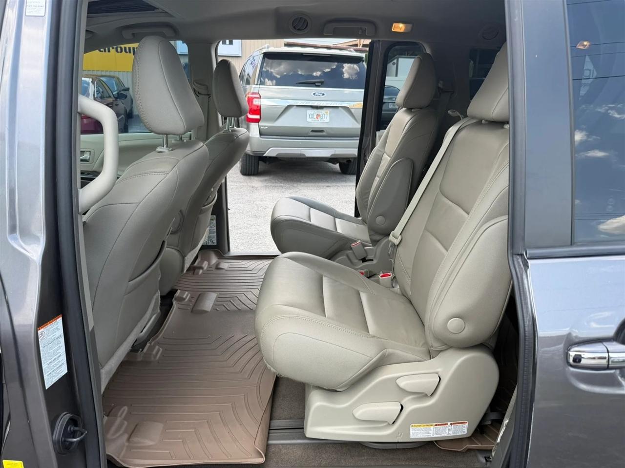 Toyota Sienna Limited Premium 7-Passenger 2018