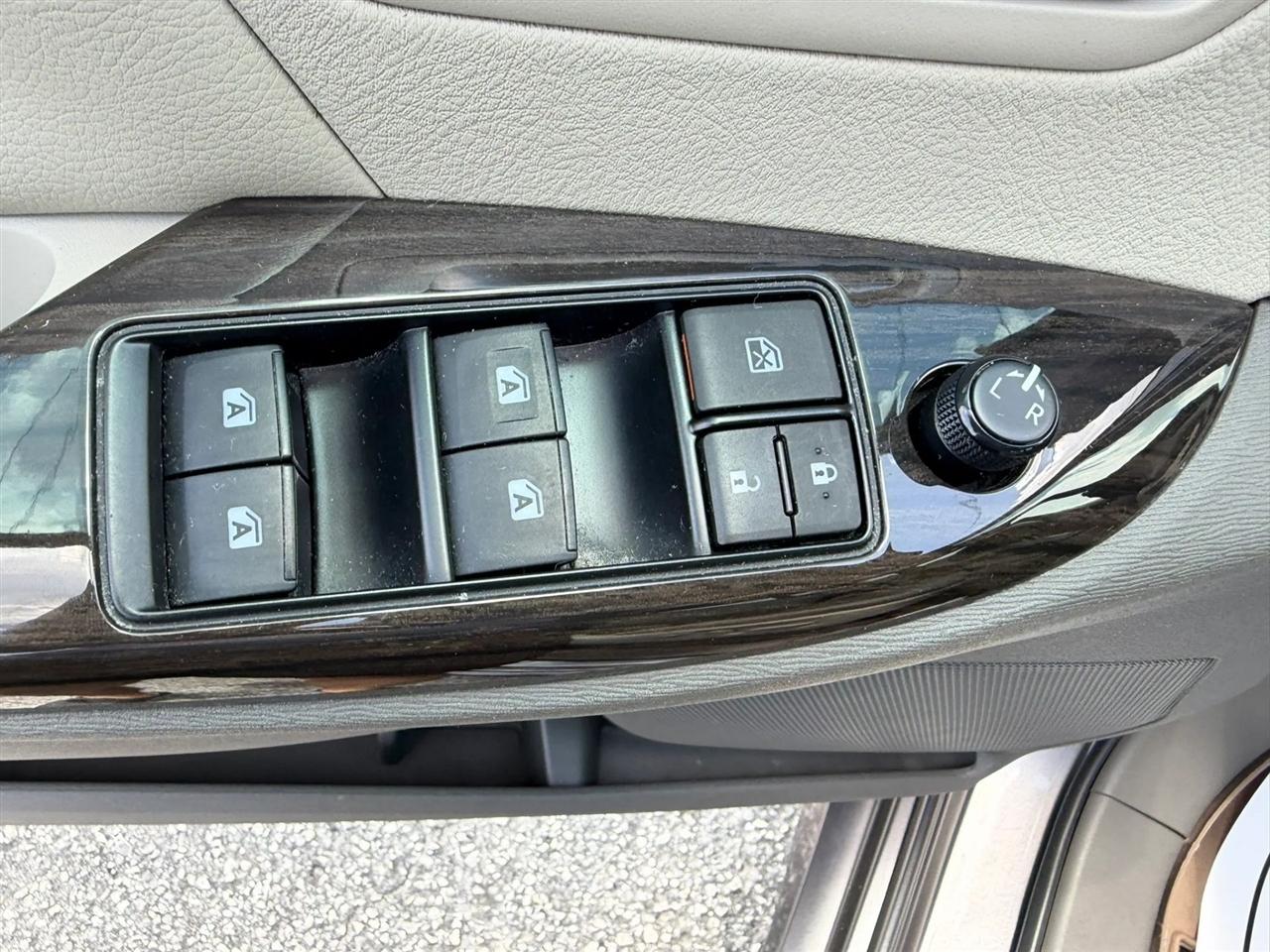 Toyota Sienna Limited Premium 7-Passenger 2018