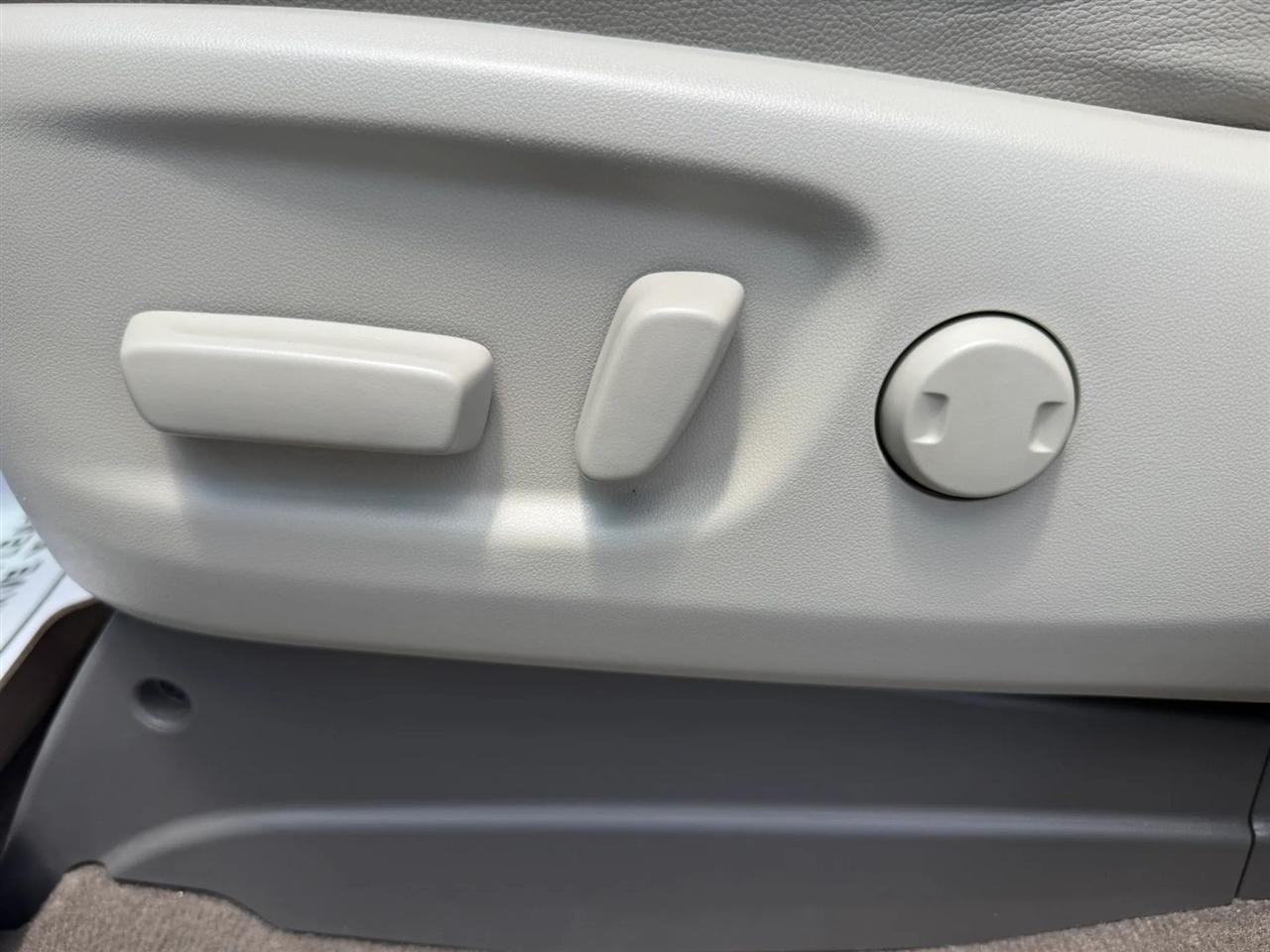 Toyota Sienna Limited Premium 7-Passenger 2018