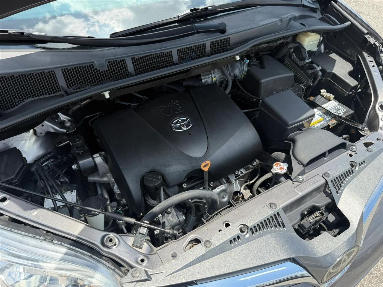 Toyota Sienna Limited Premium 7-Passenger 2018