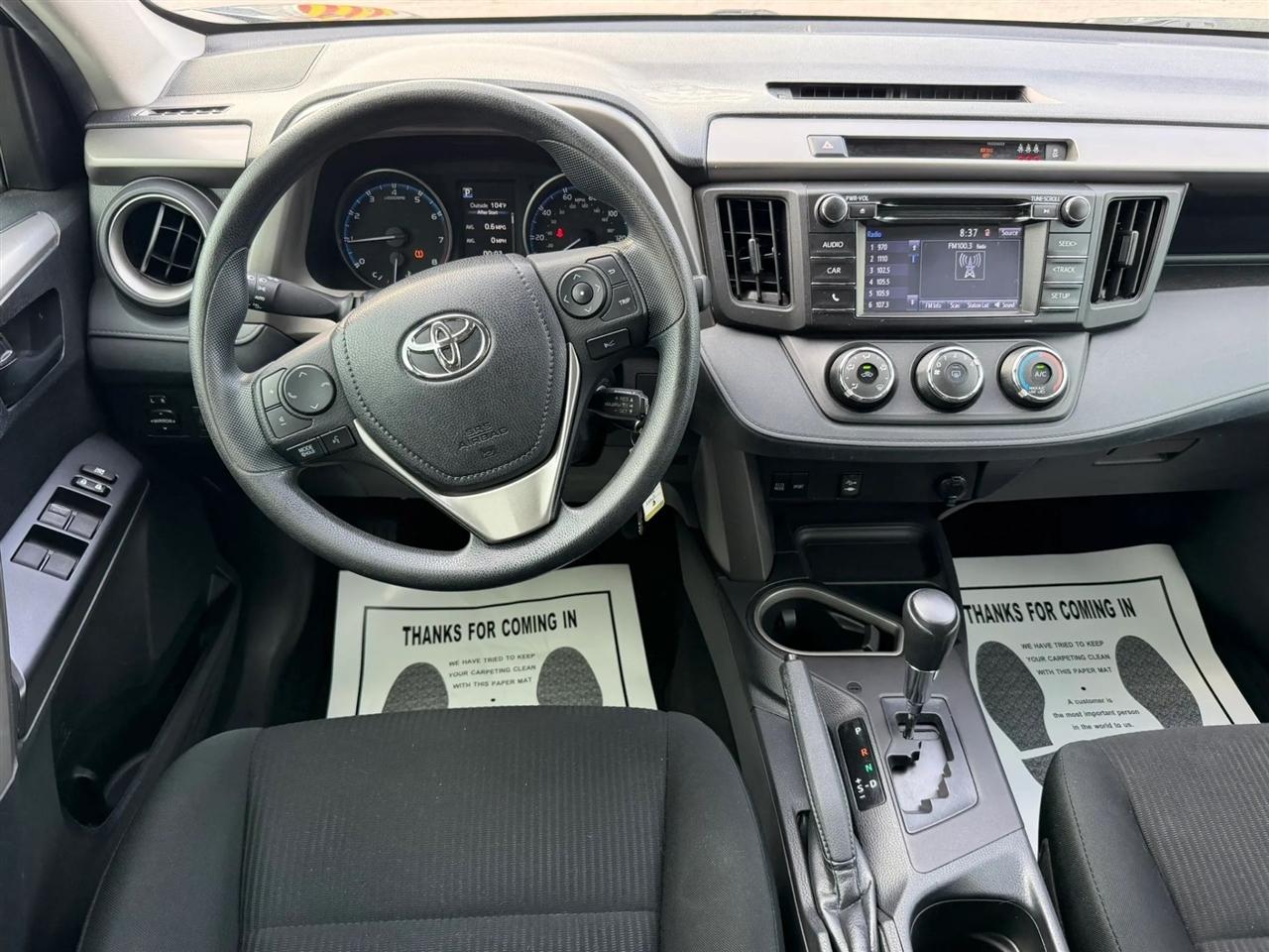 Toyota RAV4 LE FWD 2018