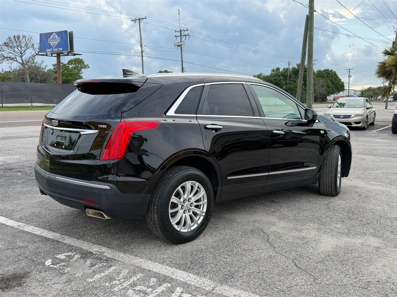 Cadillac XT5 Base 2018