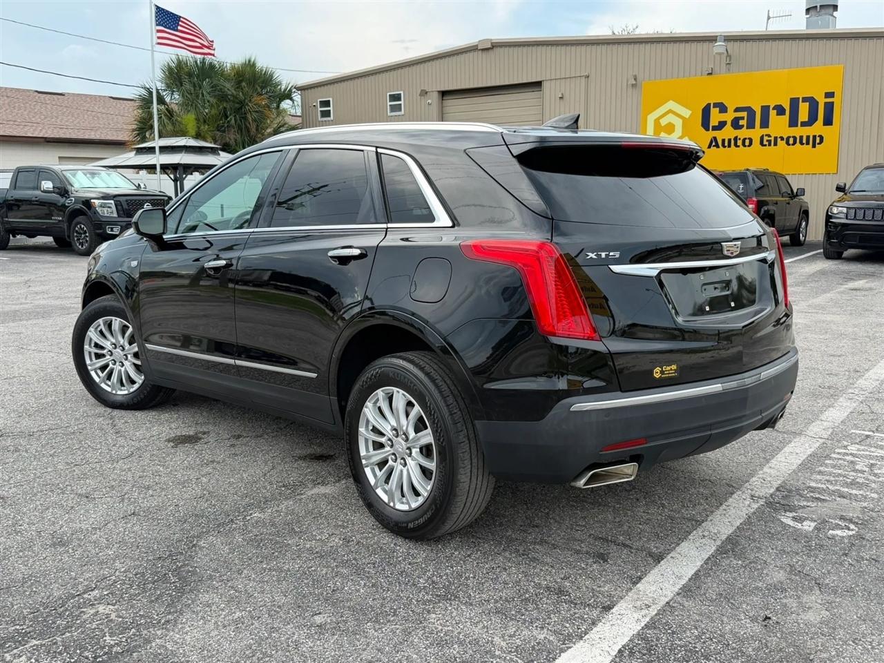 Cadillac XT5 Base 2018