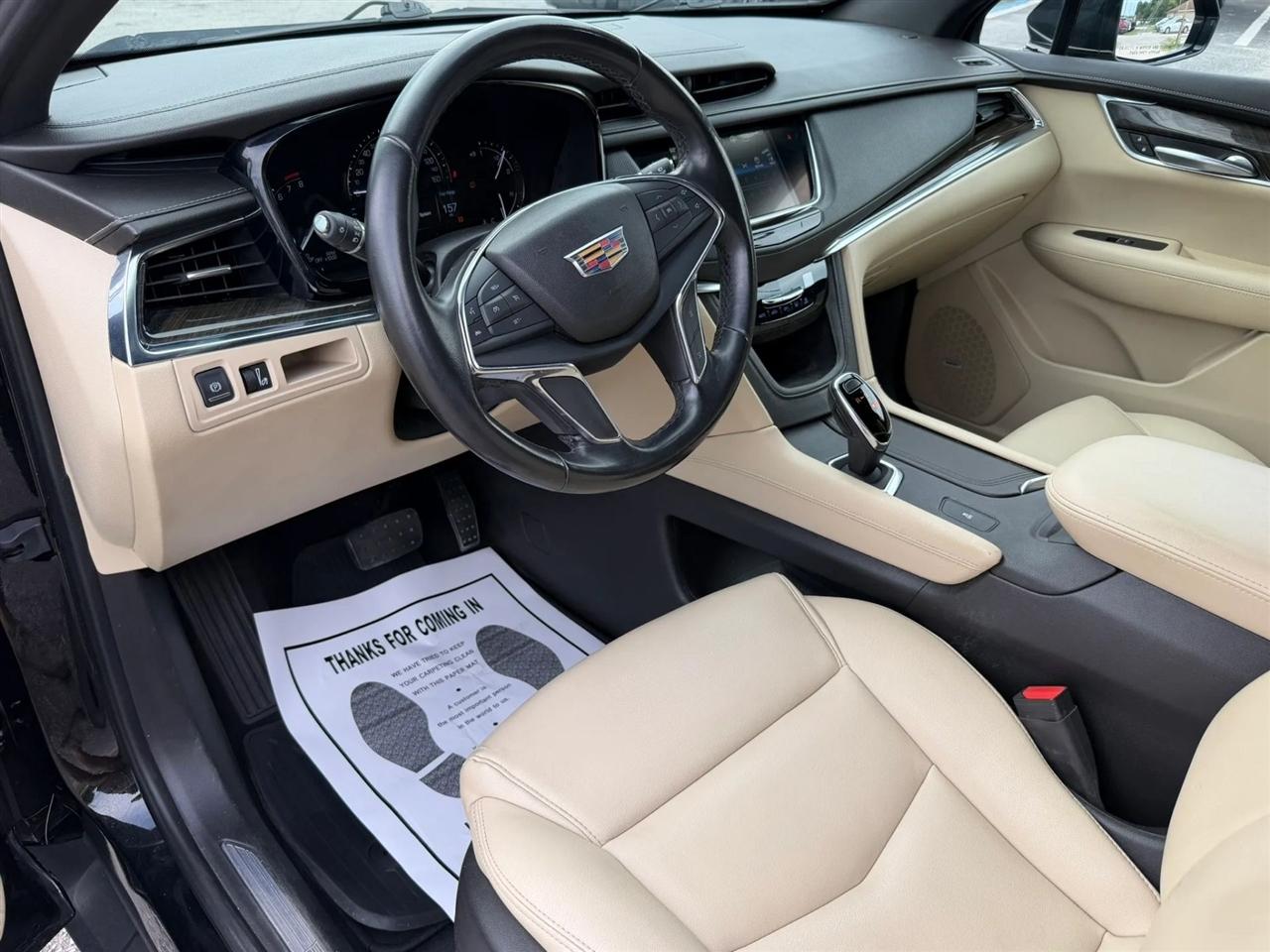 Cadillac XT5 Base 2018
