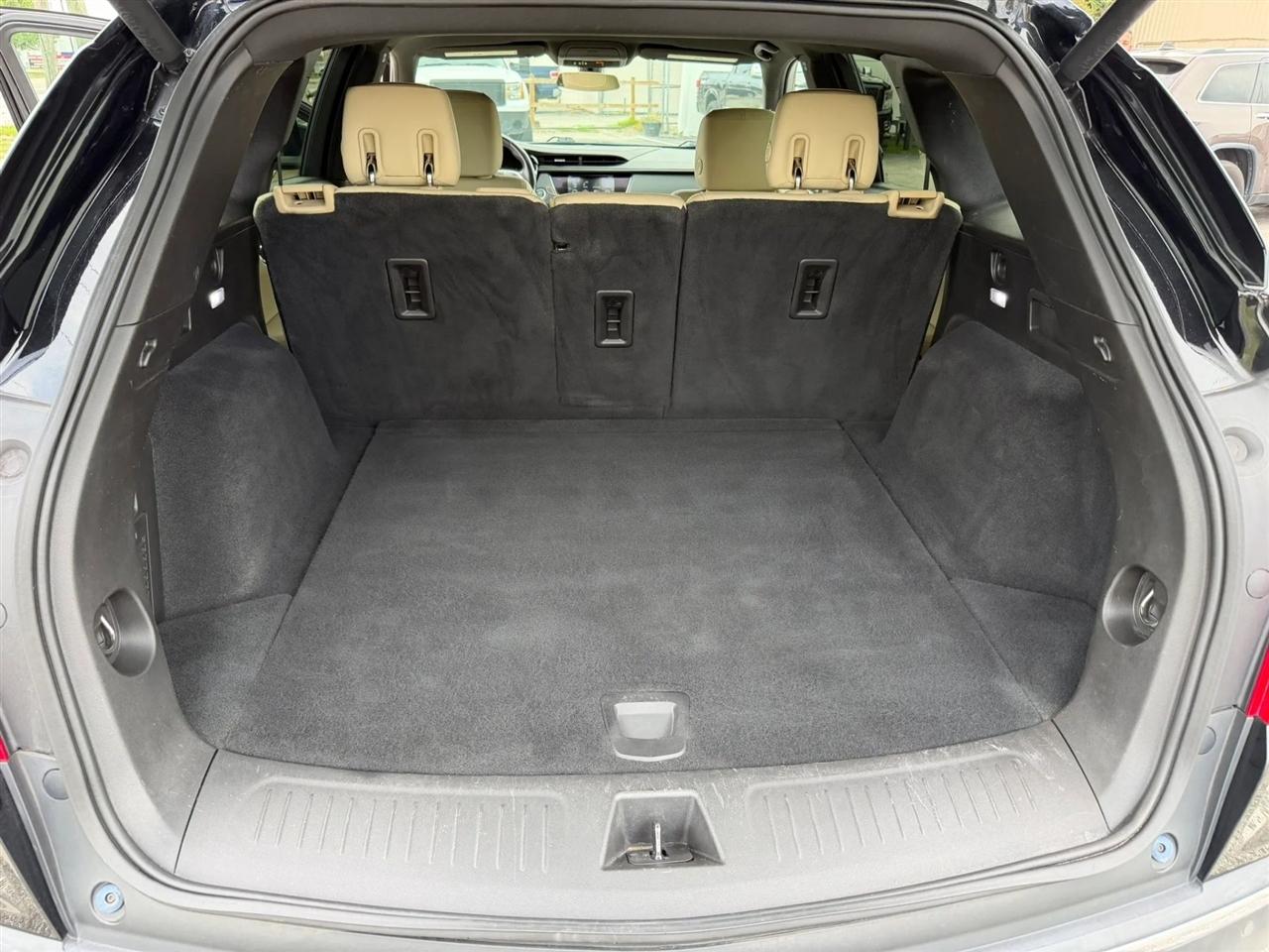 Cadillac XT5 Base 2018