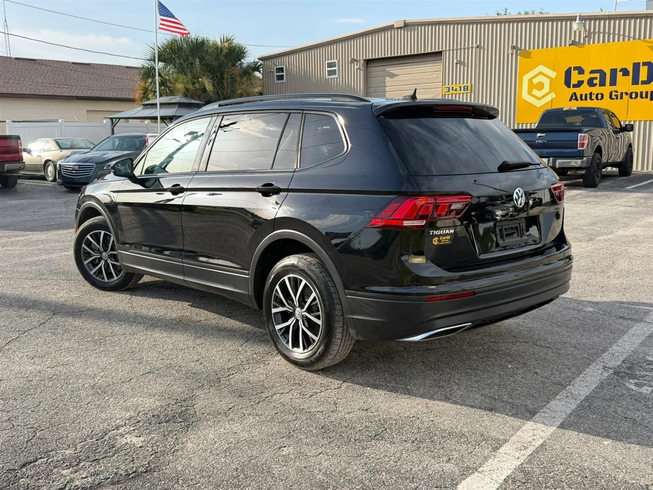 Volkswagen Tiguan S 2021