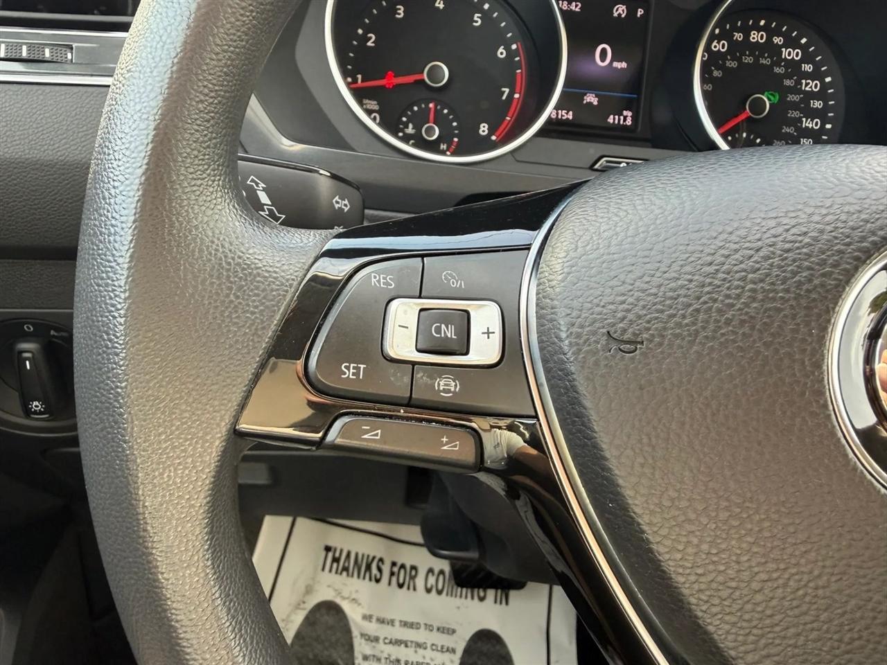 Volkswagen Tiguan S 2021