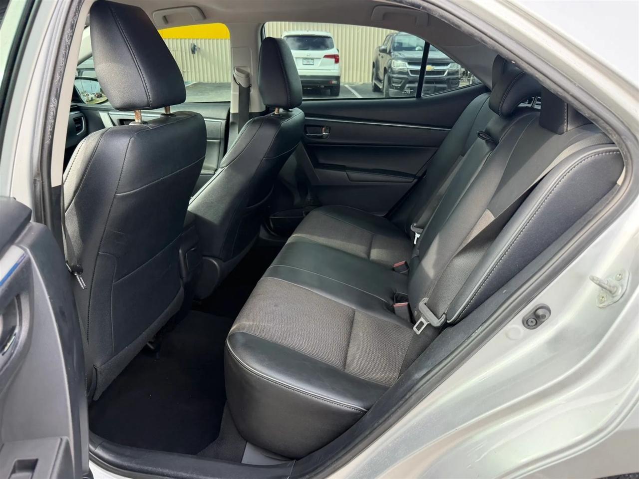 Toyota Corolla S Plus 6MT 2015