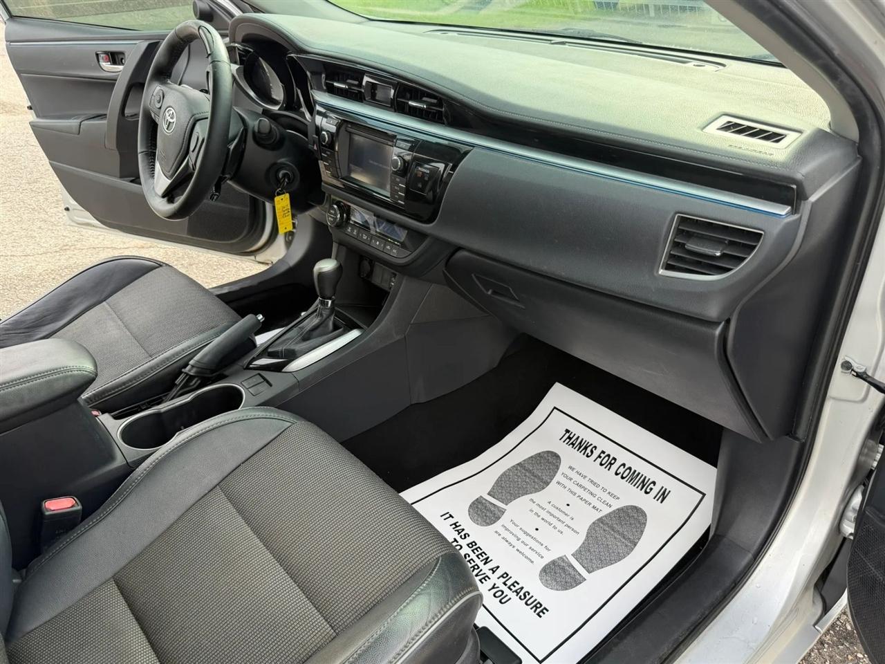 Toyota Corolla S Plus 6MT 2015