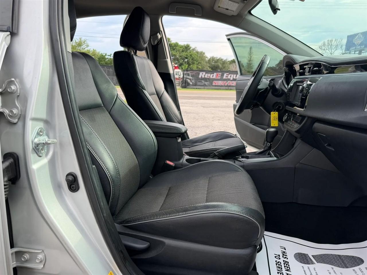 Toyota Corolla S Plus 6MT 2015