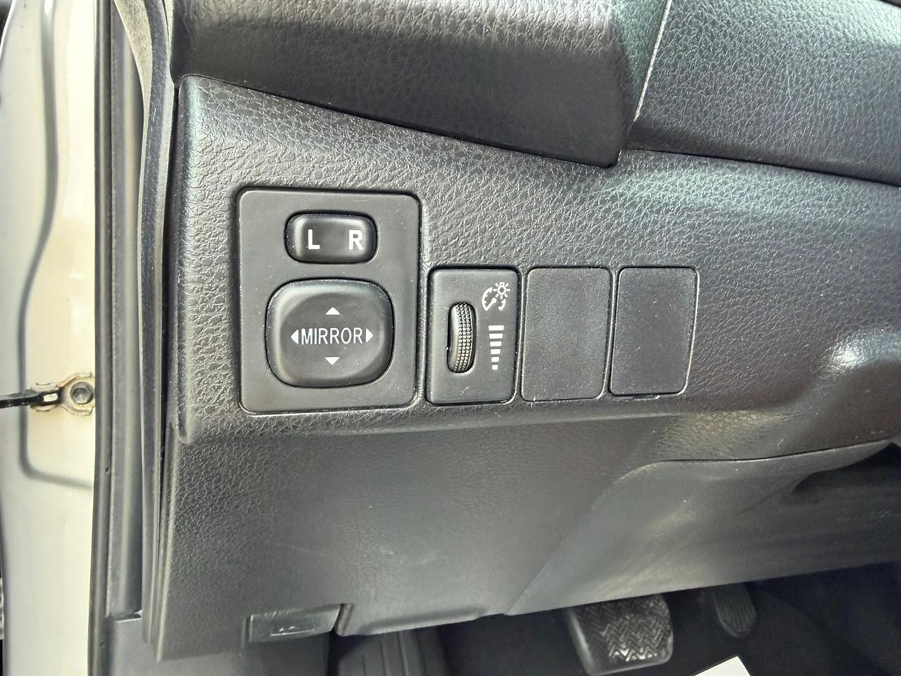 Toyota Corolla S Plus 6MT 2015