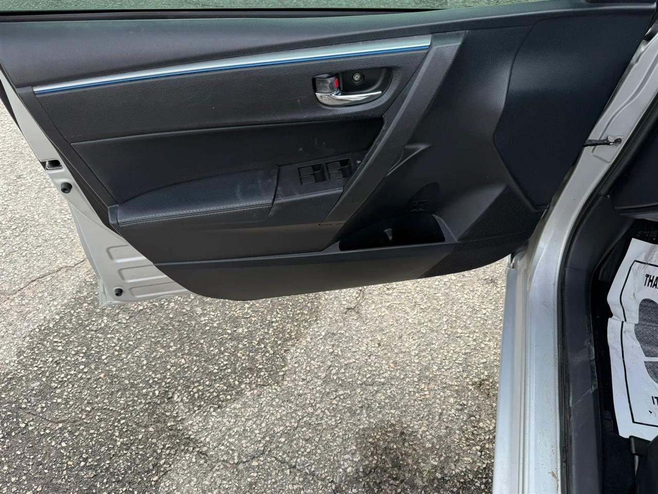 Toyota Corolla S Plus 6MT 2015