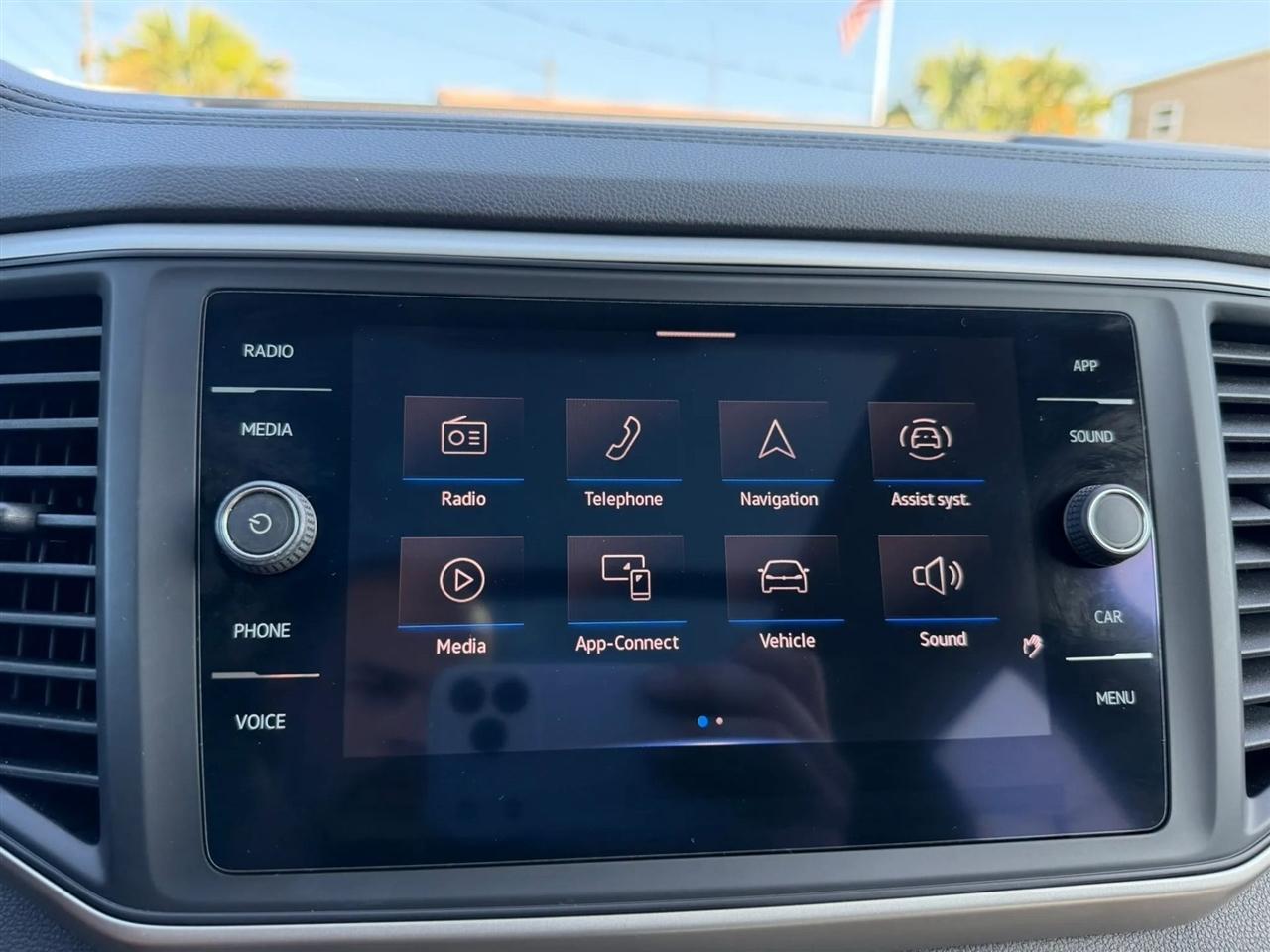Volkswagen Atlas V6 SE w/Technology R-Line 2021