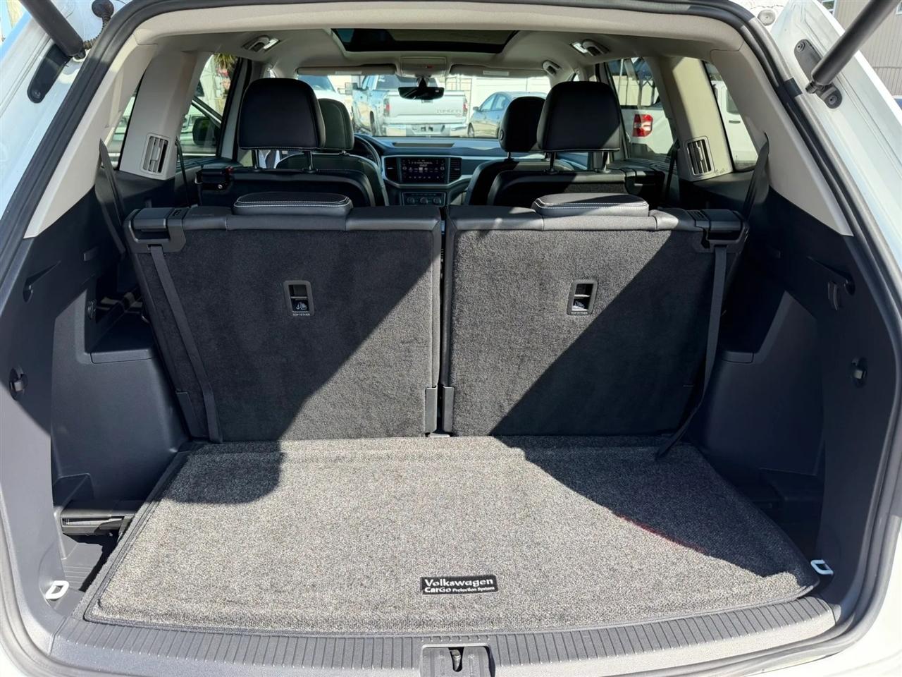 Volkswagen Atlas V6 SE w/Technology R-Line 2021