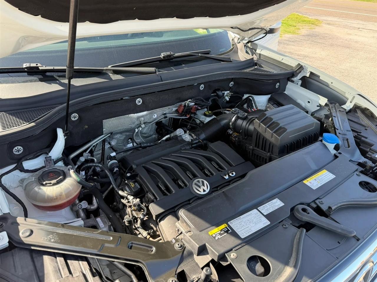 Volkswagen Atlas V6 SE w/Technology R-Line 2021