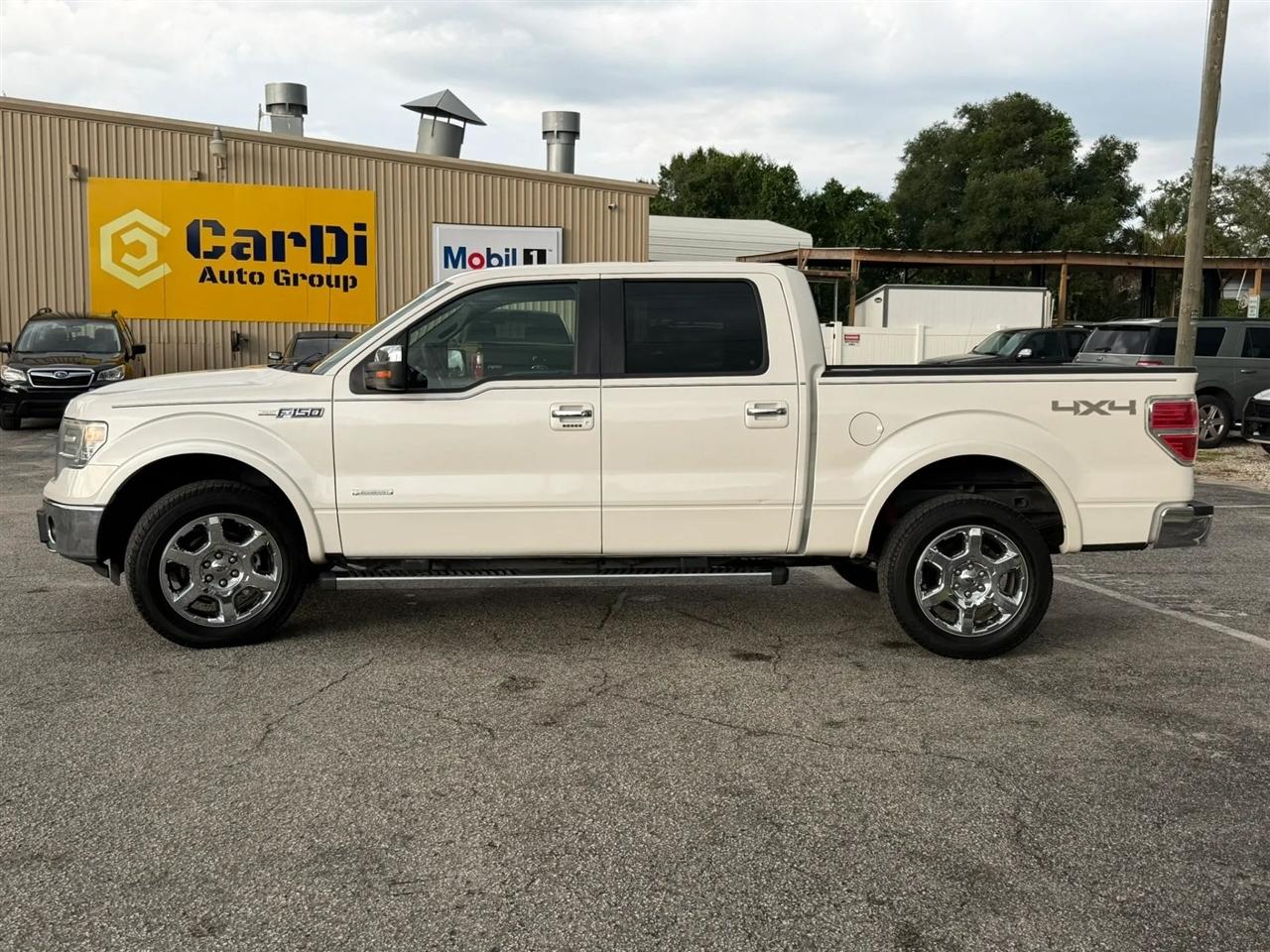 Ford F-150 Lariat SuperCrew 5.5-ft. Bed 4WD 2014