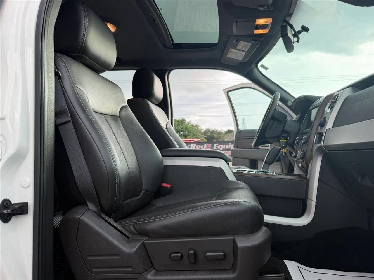 Ford F-150 Lariat SuperCrew 5.5-ft. Bed 4WD 2014