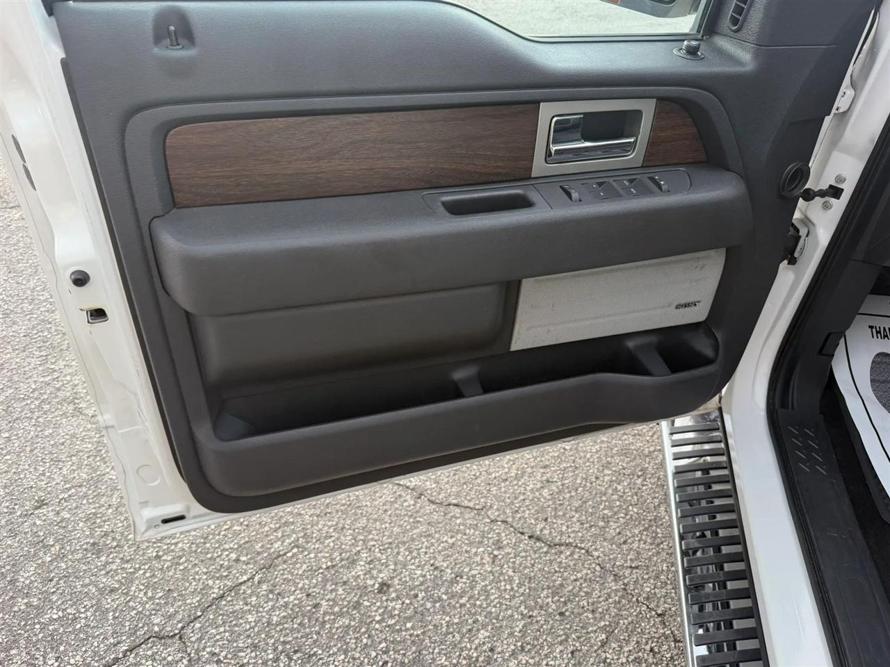 Ford F-150 Lariat SuperCrew 5.5-ft. Bed 4WD 2014