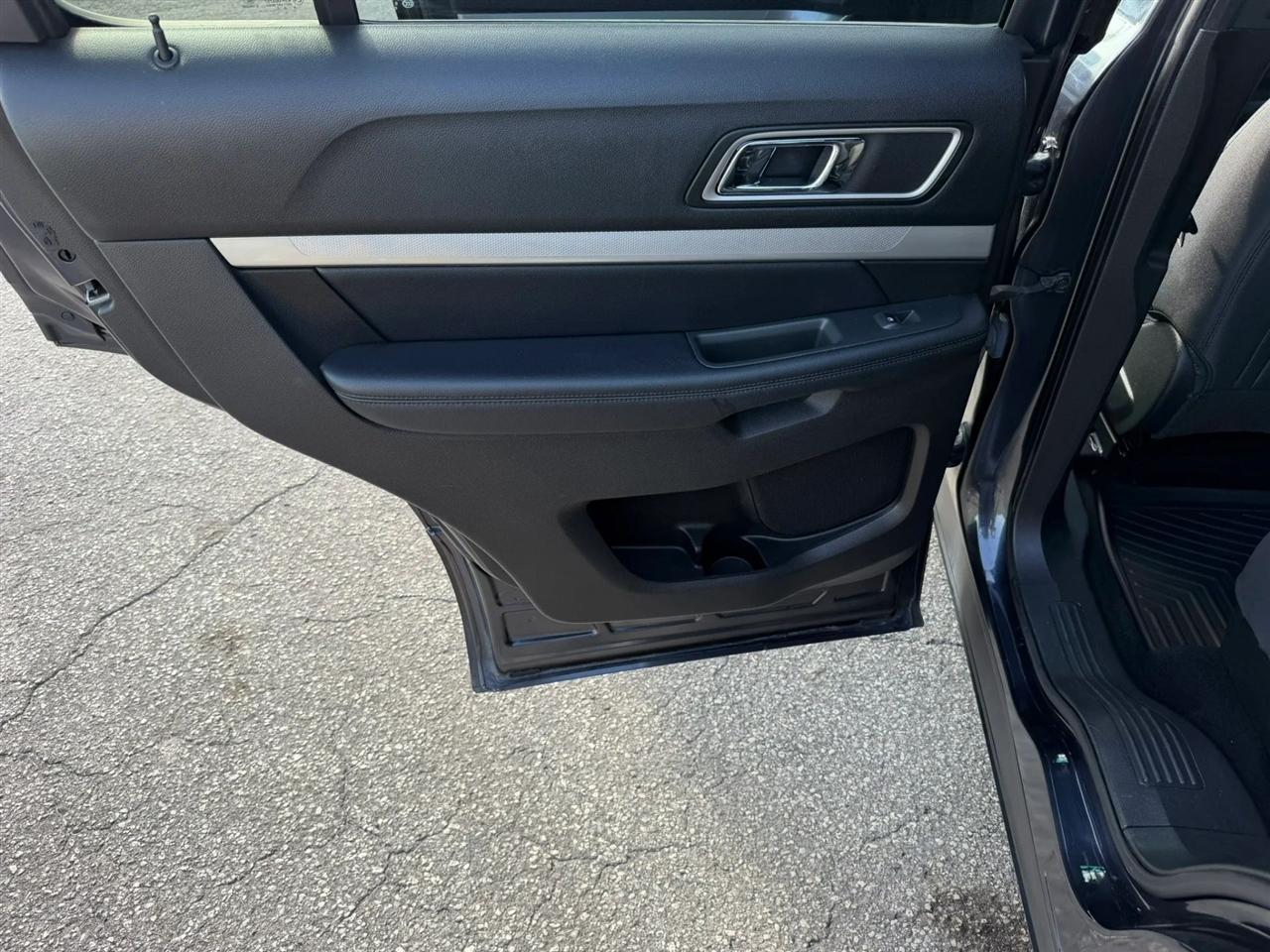 Ford Explorer XLT 4WD 2017