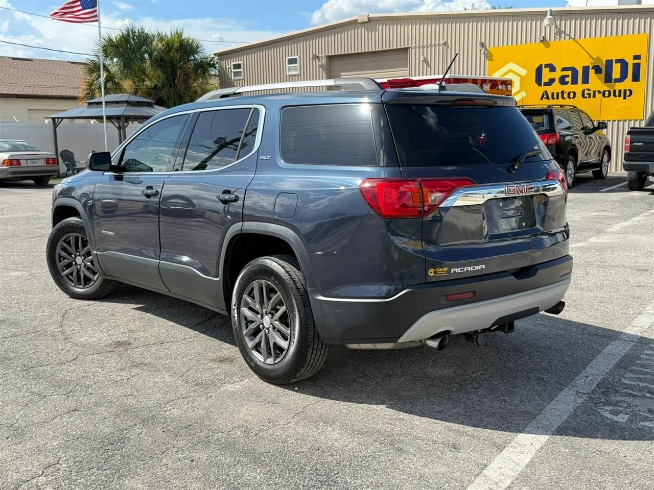 GMC Acadia SLT-1 FWD 2019