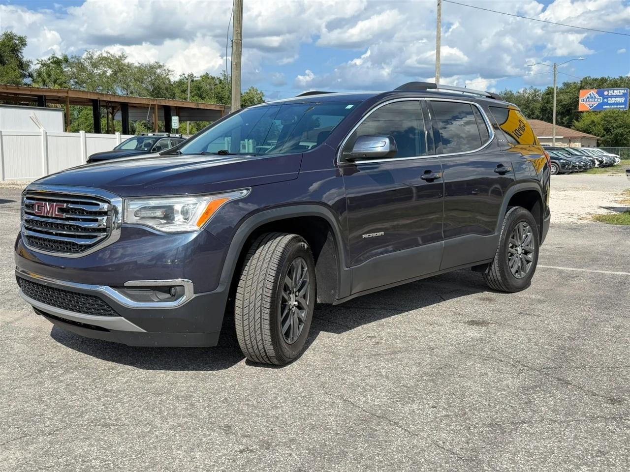 GMC Acadia SLT-1 FWD 2019