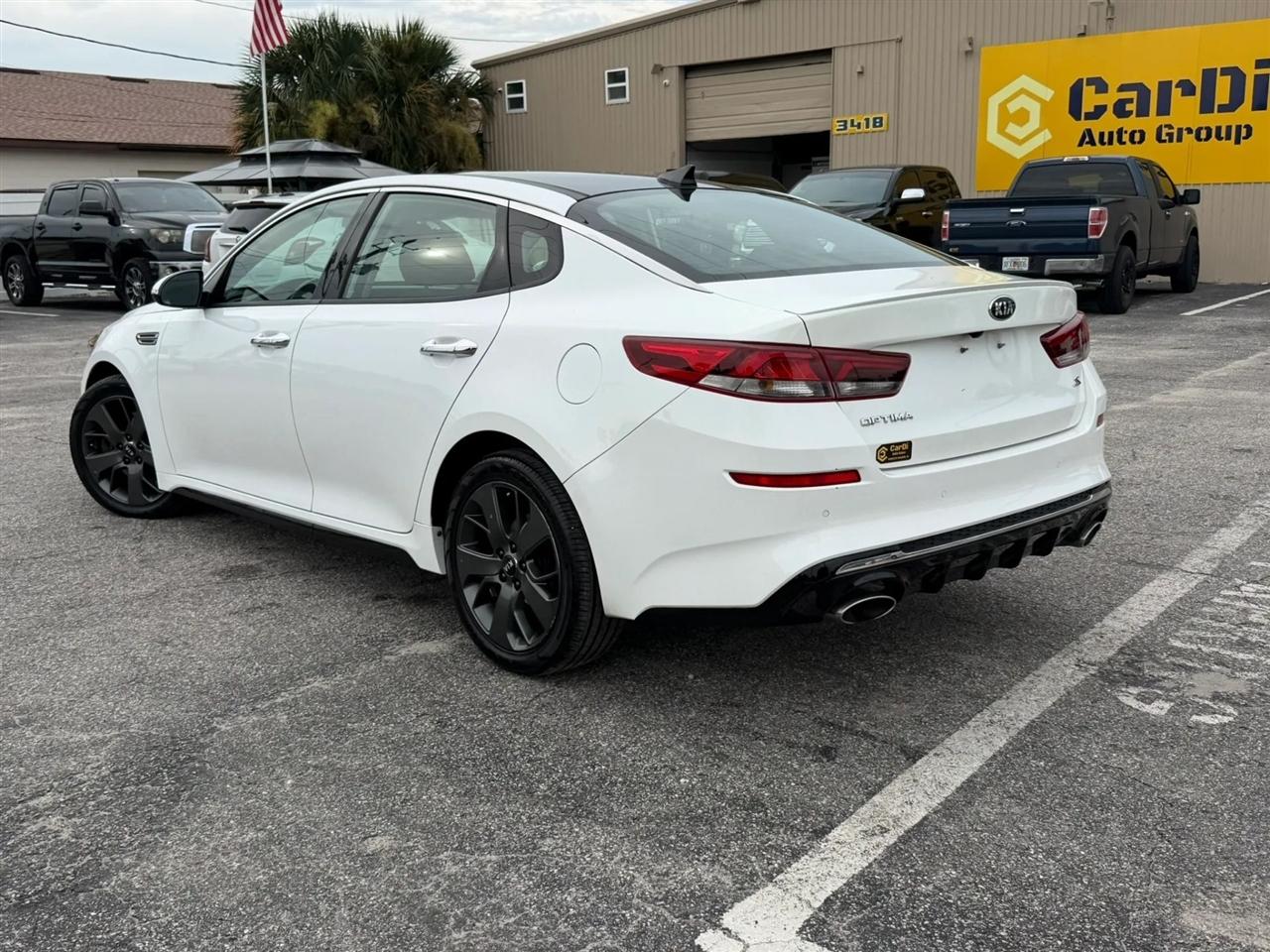 Kia Optima  2019