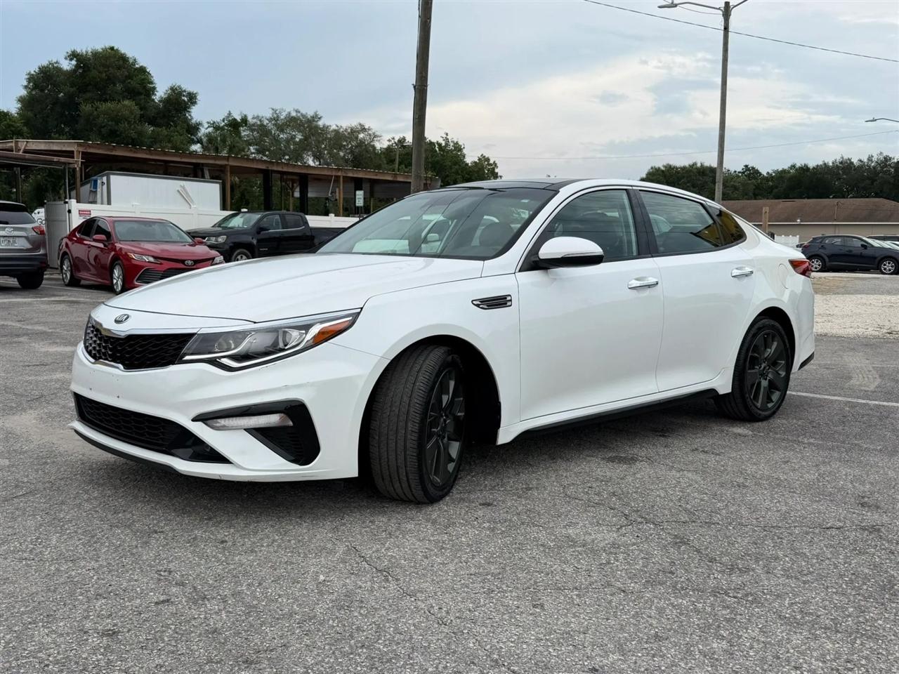 Kia Optima  2019