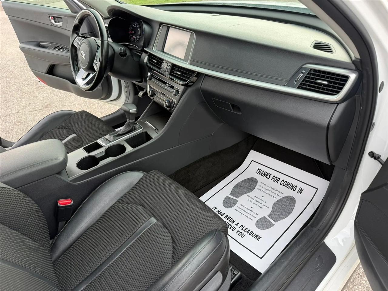 Kia Optima  2019
