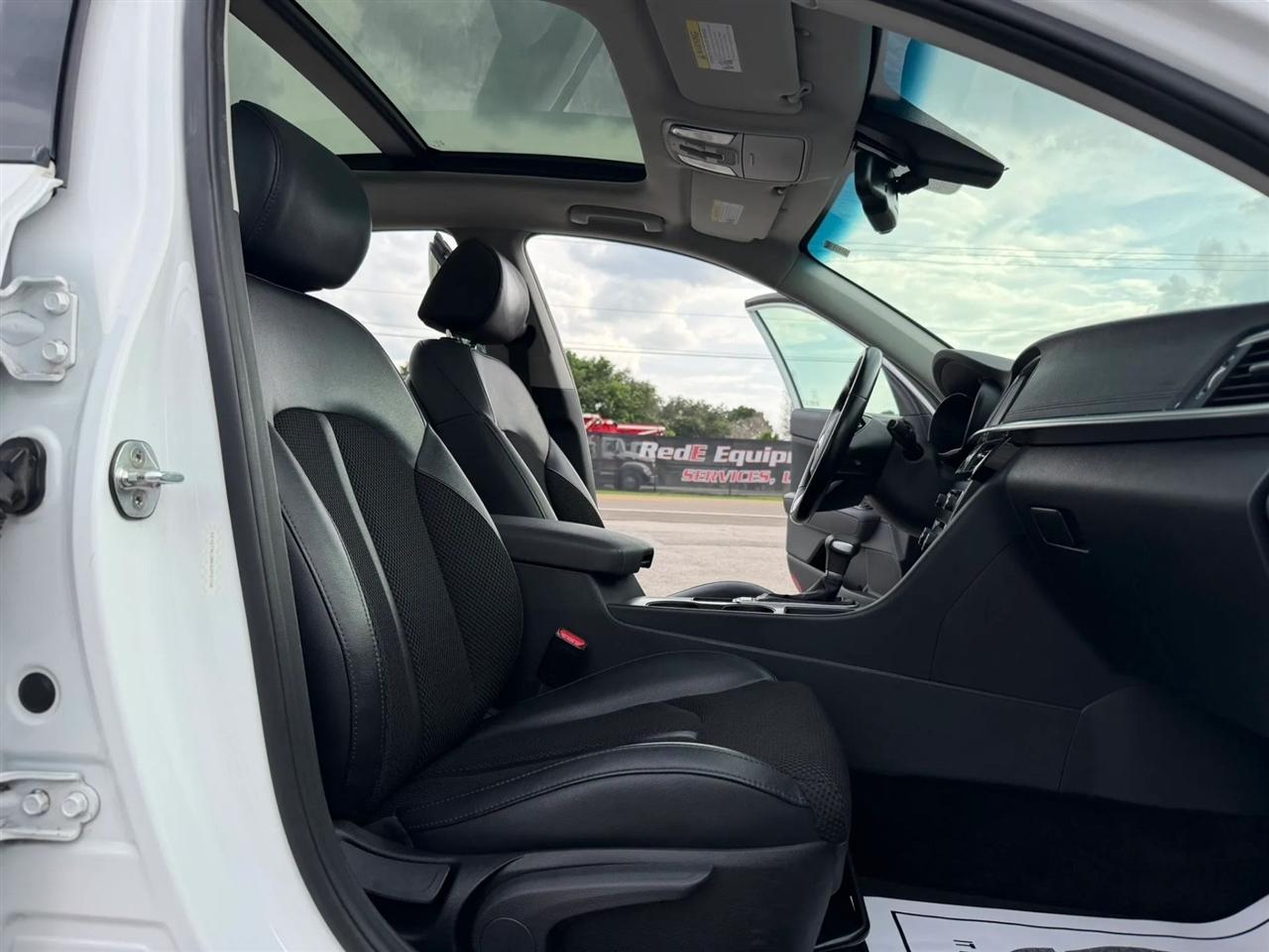 Kia Optima  2019