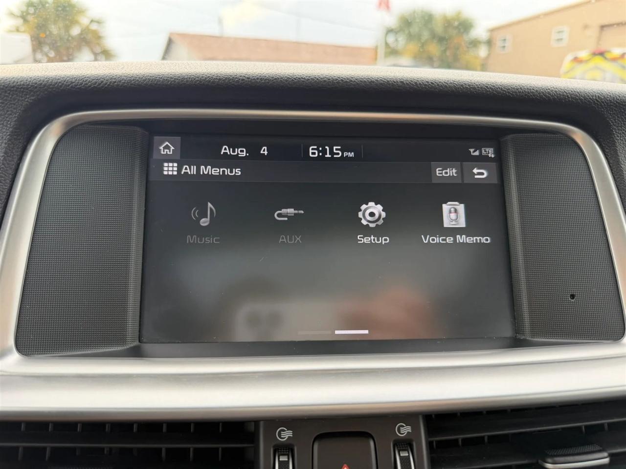 Kia Optima  2019