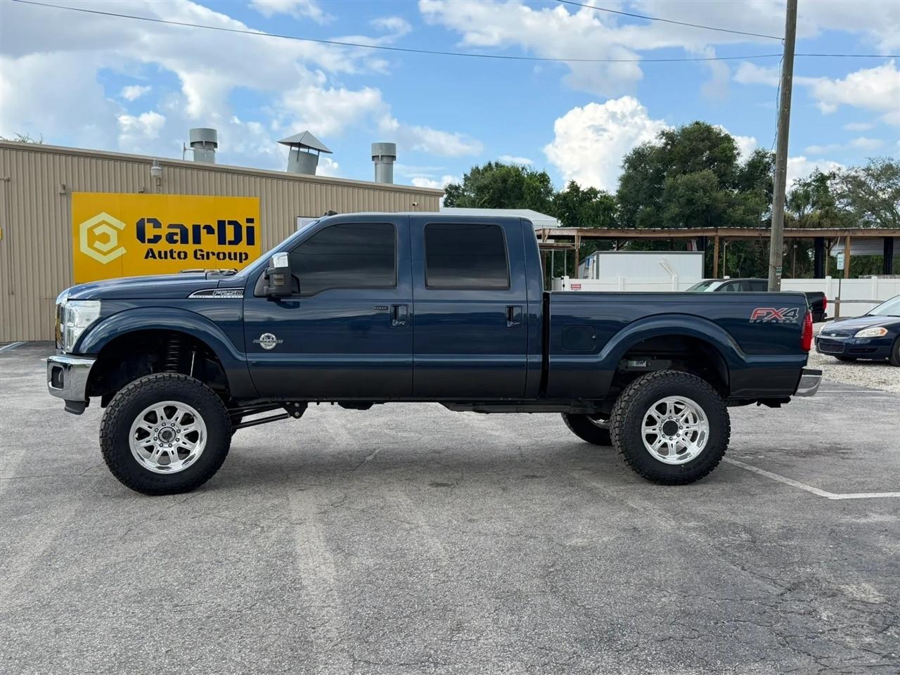 Ford F-250 SD Lariat Crew Cab 4WD 2016