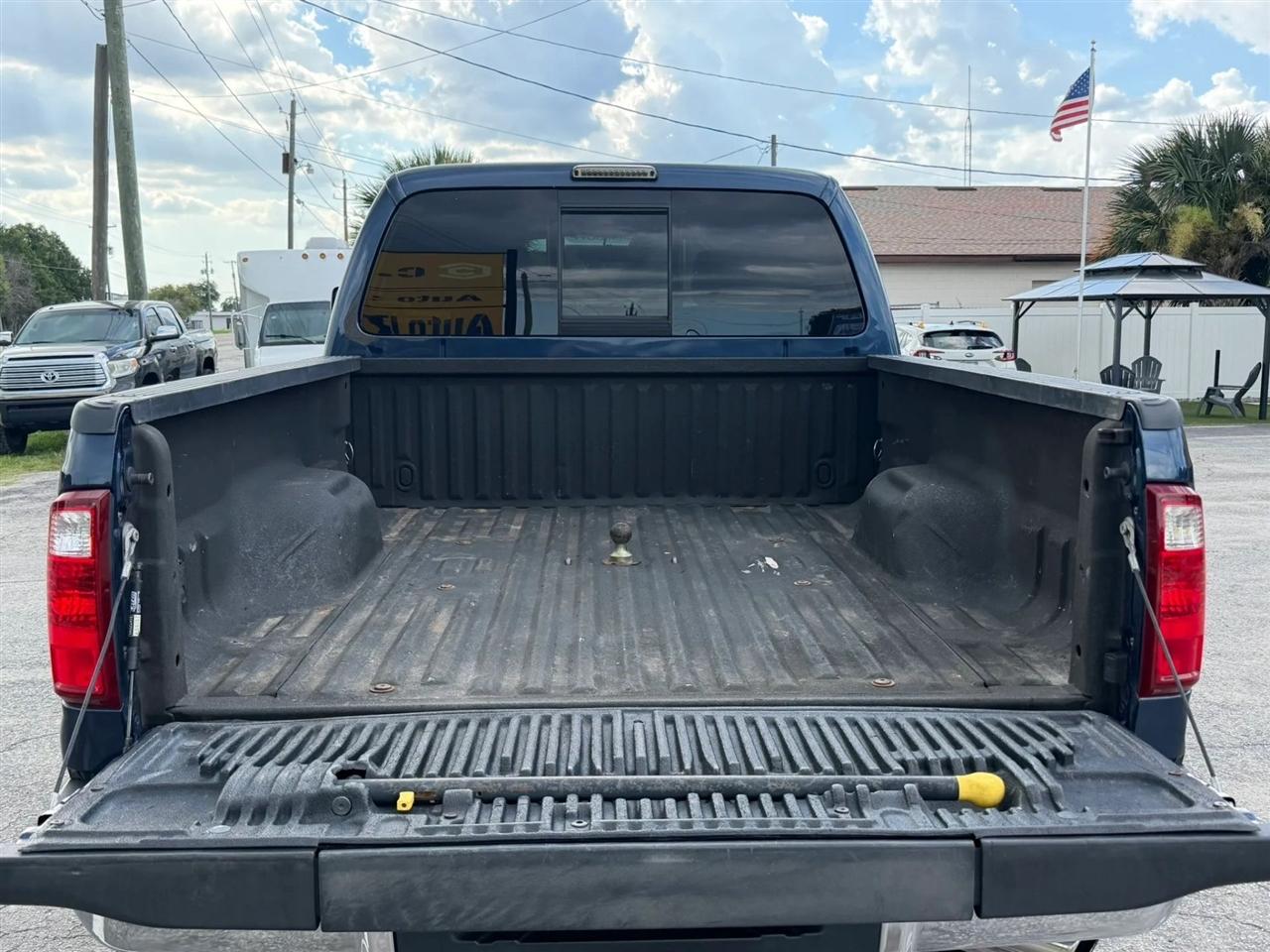 Ford F-250 SD Lariat Crew Cab 4WD 2016