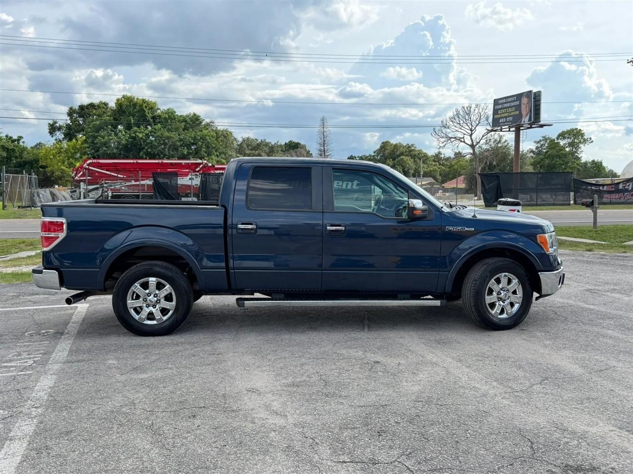 Ford F-150 Lariat SuperCrew 5.5-ft. Bed 2WD 2013