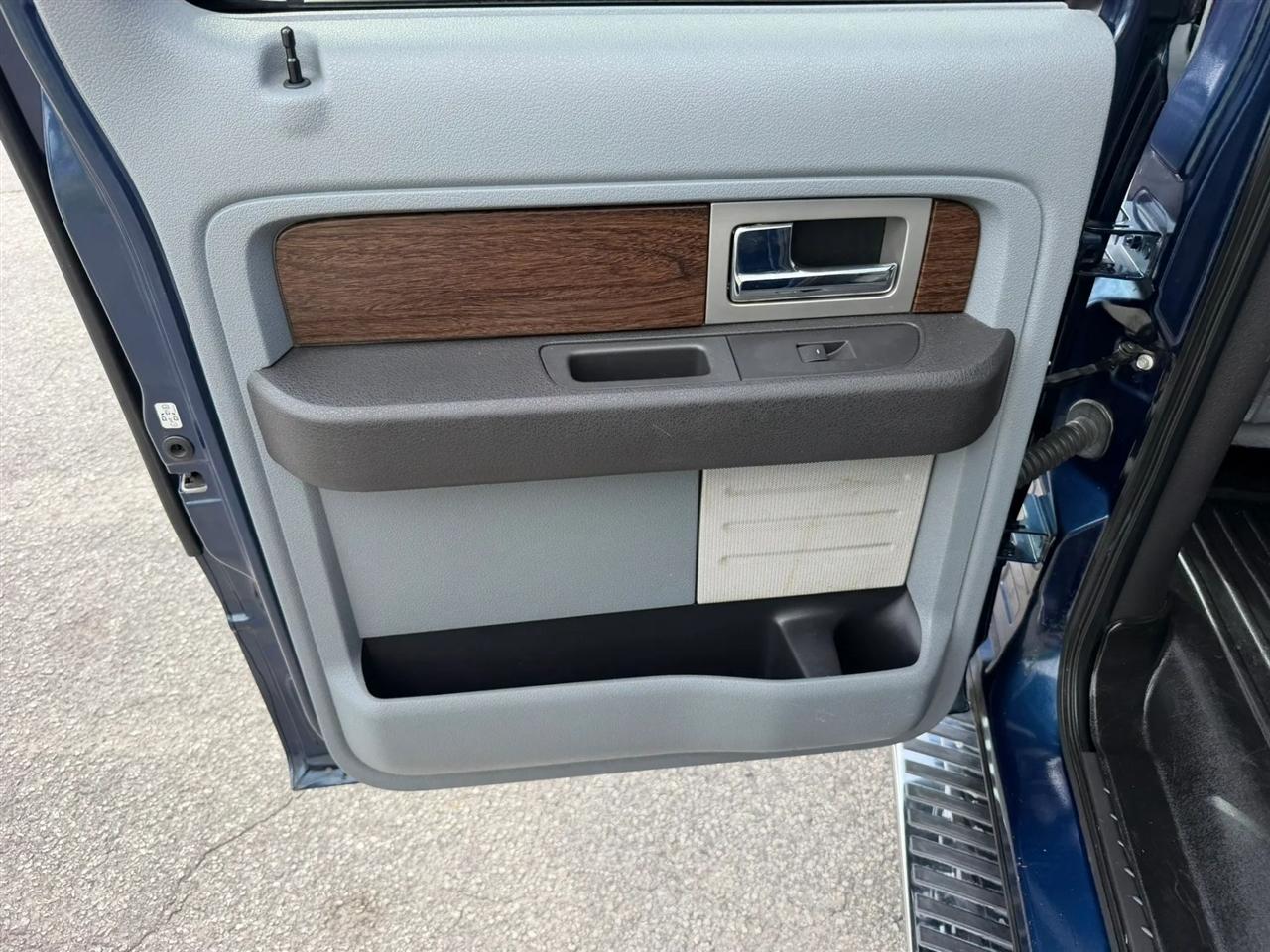 Ford F-150 Lariat SuperCrew 5.5-ft. Bed 2WD 2013